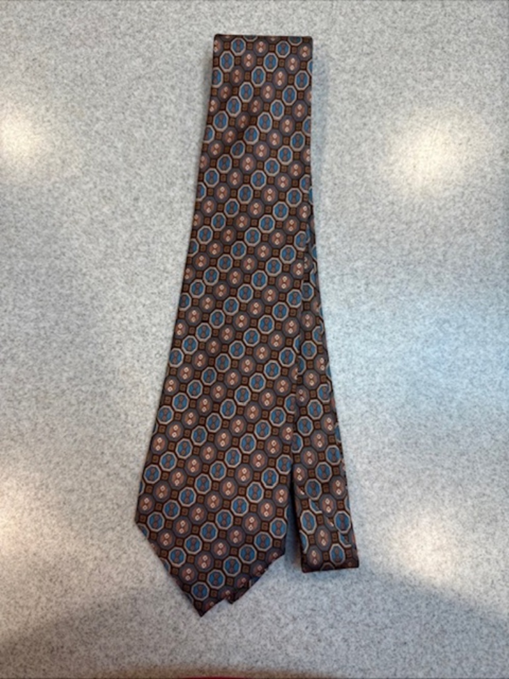 Vintage 1970s Gucci silk tie Brown G Logo - Picture 2 of 7